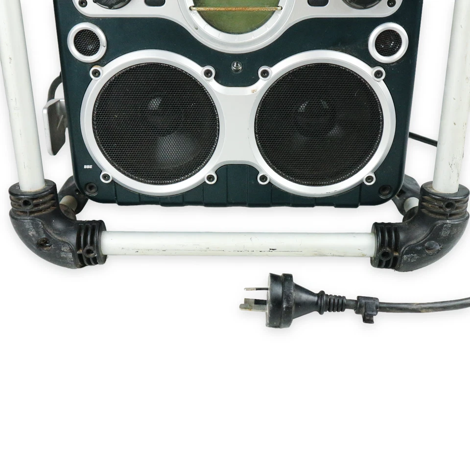 BOSCH PORTABLE CD, RADIO & CHARGER - GML 24 V-CD - PROFESSIONAL - image 3 of 4