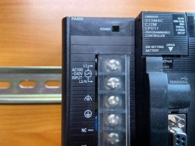 OMRON SYSMAC CJ2M CPU11 Speicherprogrammierbare Steuerung