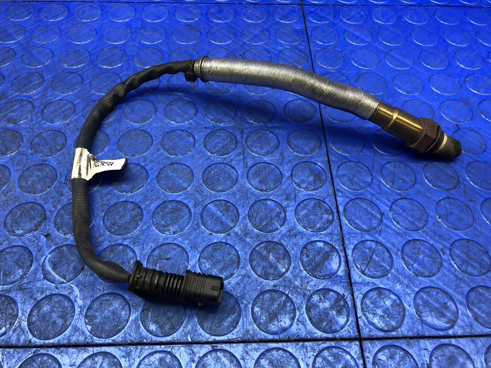 2014-2020 BMW I8 OEM 1.5L O2 OXYGEN SENSOR SET 8617029 8617030