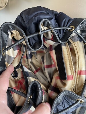 BURBERRY Navy Quilted Mini Backpack Push lock Bag Drawstring  display picture 2