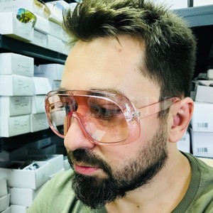 big yellow sunglasses