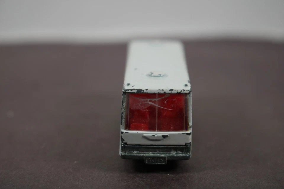 Vintage Tomica Tomy Hino Rainbow Skeleton Bus 1:116 KANKO Japan No. 41 LQQK - Image 2 of 4