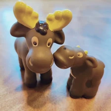 LITTLE TIKES Chunky Set Of Two SMILING MOOSE Figures Antlers And Topper 