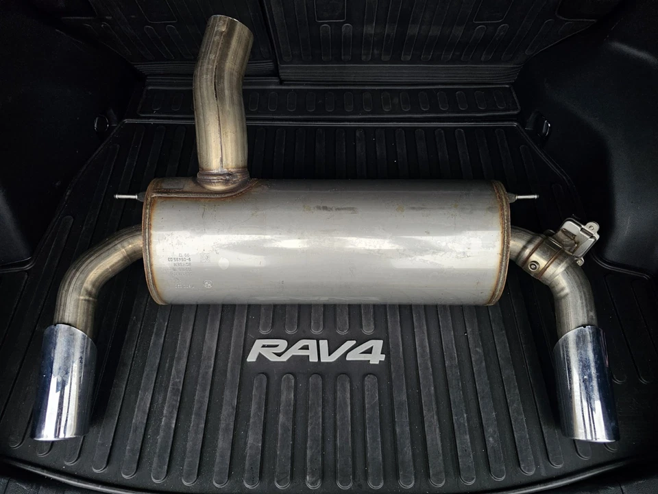 2014-2016 BMW M235 OEM DUAL EXHAUST MUFFLER PIPE 7602290 Foto 2 de 4