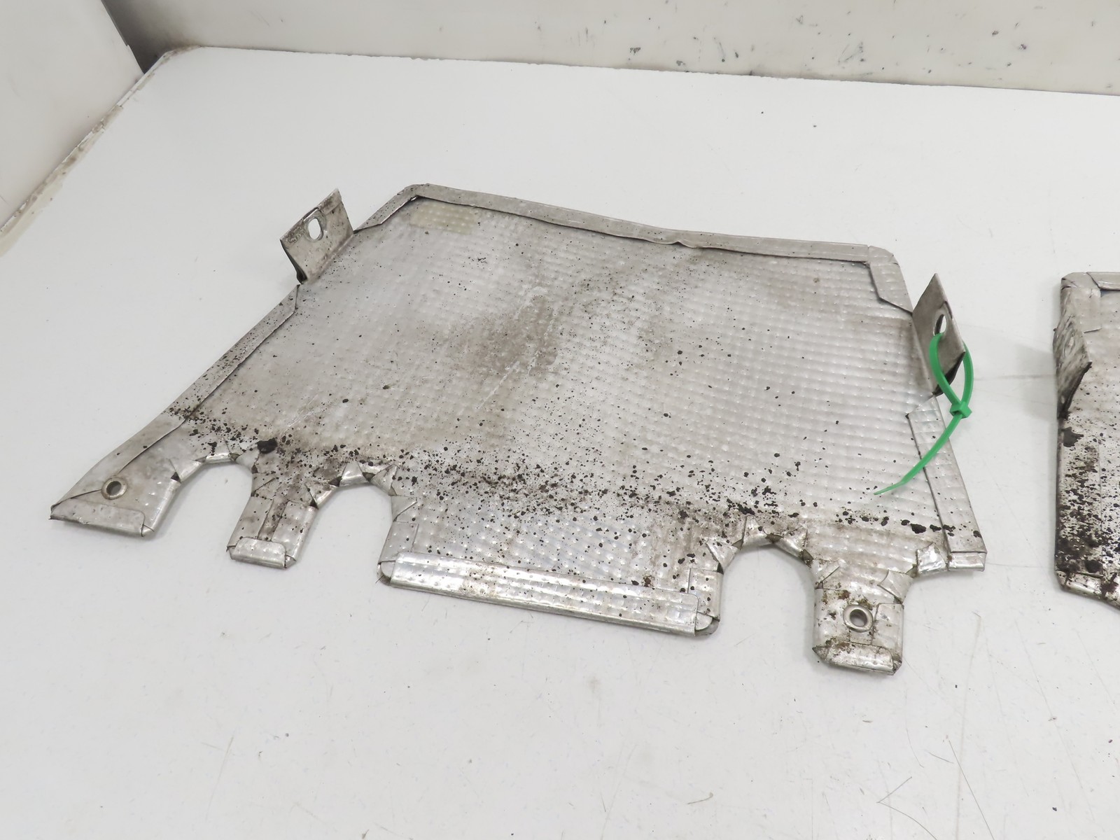 Lamborghini Gallardo 2006 Left, right Heat shields Pair