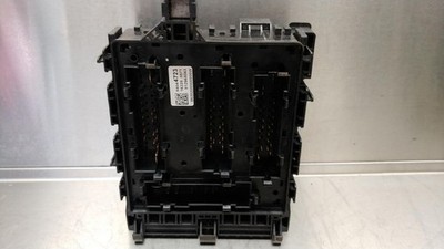 2017 Chevrolet Camaro SS OEM Engine Junction Fuse Box Block