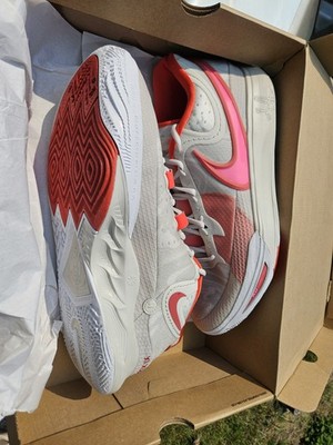 Men's Size 17 Nike Kyrie 8 Light Bone
