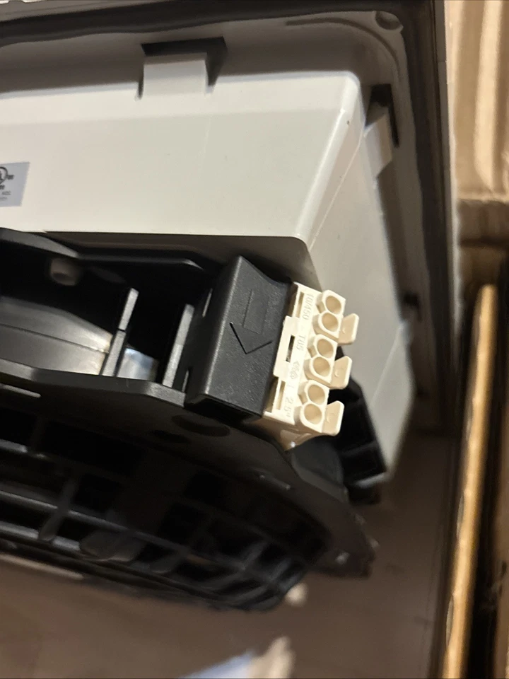 Ventilador RITTAL SK 3241.110 115VAC 40/42W 2650RPM para ventilador de filtro de gabinete Foto 3 de 4