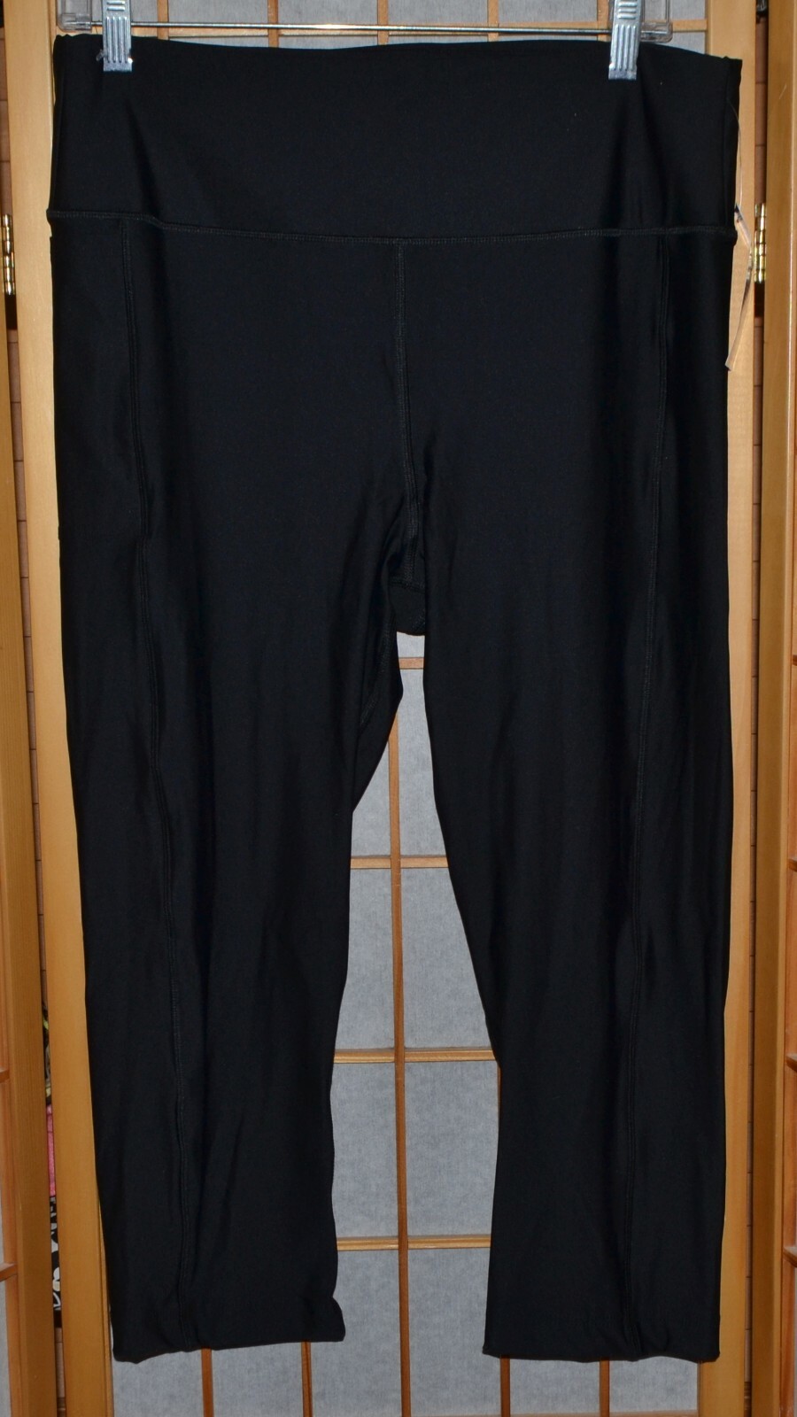 Lands End Yoga Capri Pants