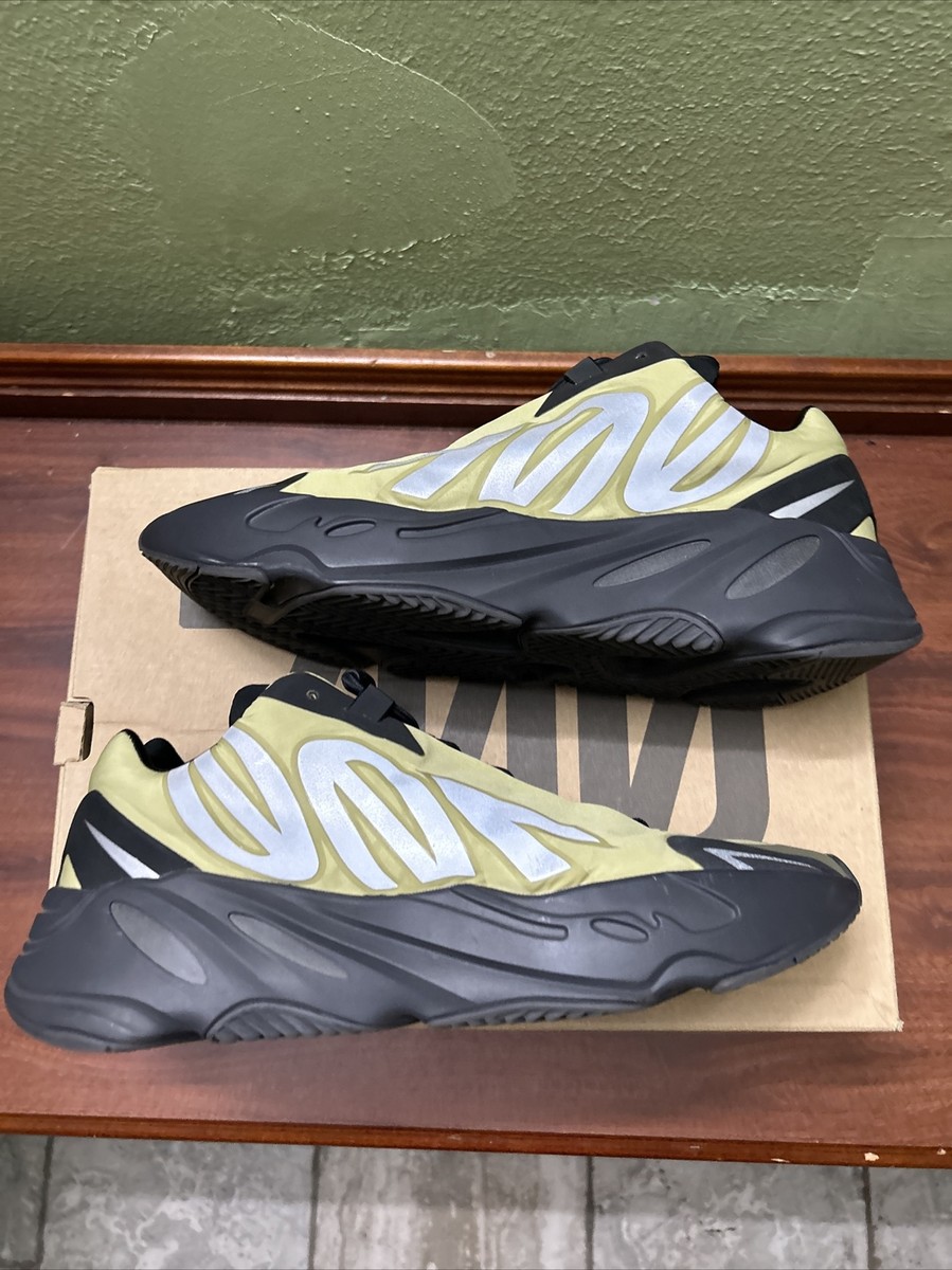 Size 12 - adidas Yeezy Boost 700 MNVN Resin 195741990298| eBay display picture 2