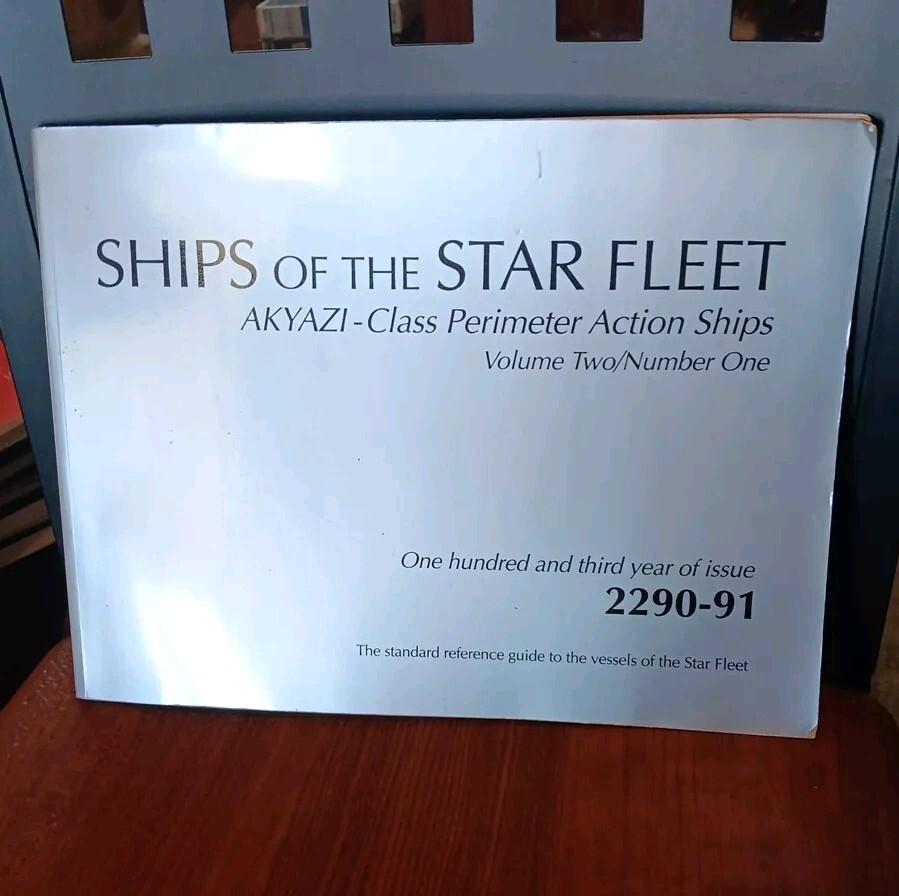 洋書 Ships of the Star Fleet: Akyazi-Class Pe Amazon.com: Ships of the Star Fleet: Akyazi-Class Perimeter