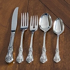 5-pc Place Set--Wm A Rogers (Oneida) Premier Stainless,"President",8 Avail,MINT!