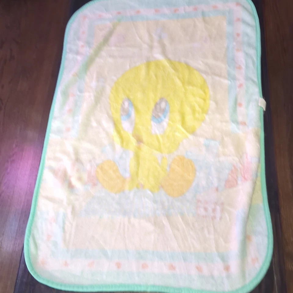 Vtg Baby Looney Tunes Crib Blanket Throw Soft Tweety Bird Pastel Mint Green 2002 - Image 2 of 4