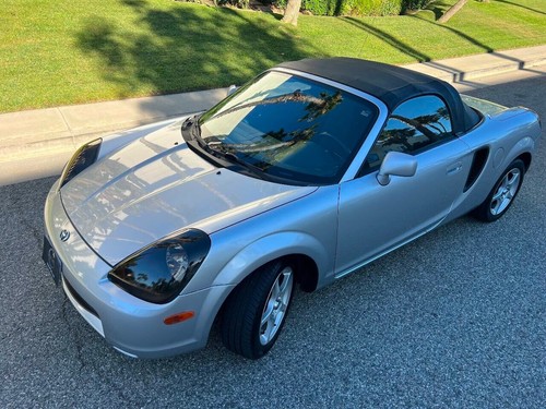 2000 Toyota MR2 - Picture 3 of 19