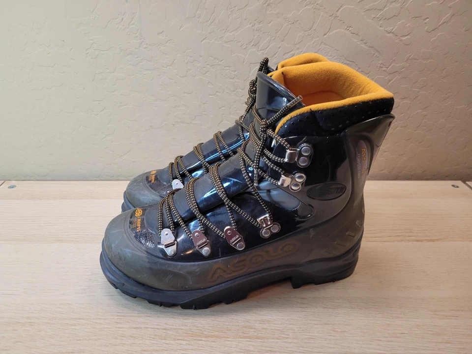 Botas de montanhismo Asolo AFS 103 tamanho 6.5 fibra coposita fabricadas na Itália - Imagem 2 de 4