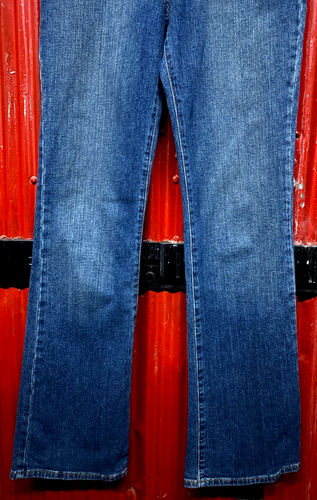 Vintage Lucky Brand Dungarees Womens Jeans Mid Rise Flare Reg Length Size 4/27 - Picture 3 of 13