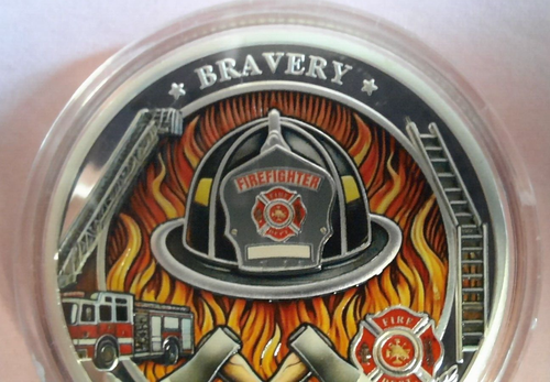 FIRE Dept US Collector Challenge MONETA commemorativa moneta distintivo BRAVERY SERV - Foto 6 di 10