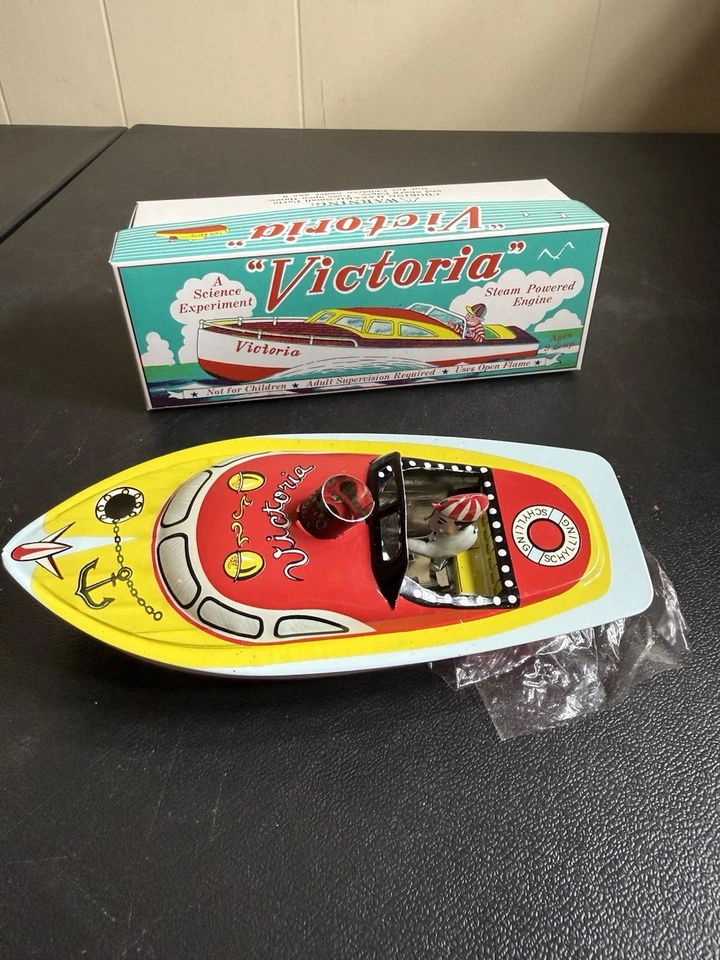 Schylling Victoria Steam Powered Engine Tin Toy Boat 2001 With Box & Eye Dropper - Image 2 of 4