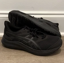 Asics Jolt 4 Sneakers Shoes Triple Black 1012B422-001 Women’s Size 8.5 Wide (D)