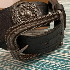 Streets Ahead Vintage Crock Embossed Leather/Aged Silver Medallion Belt