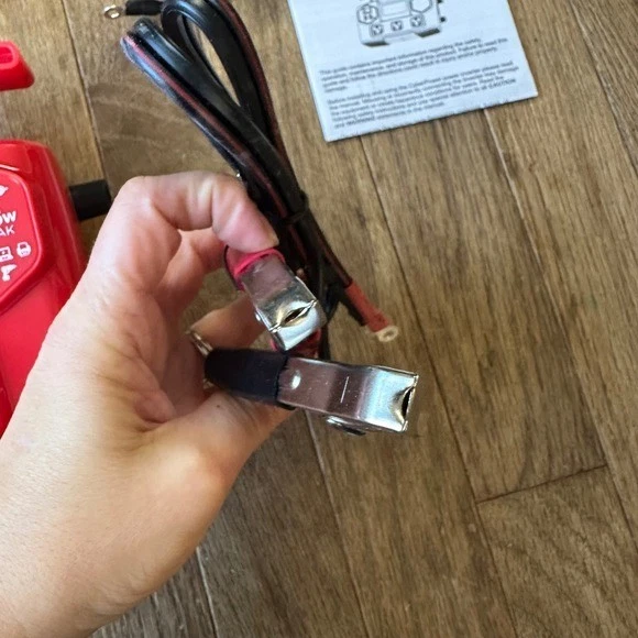 CyberPower NIB PowerTrip 480 Watt Peak AC Mobile Power Inverter 3 Outlets 2 USB - Image 4 of 4