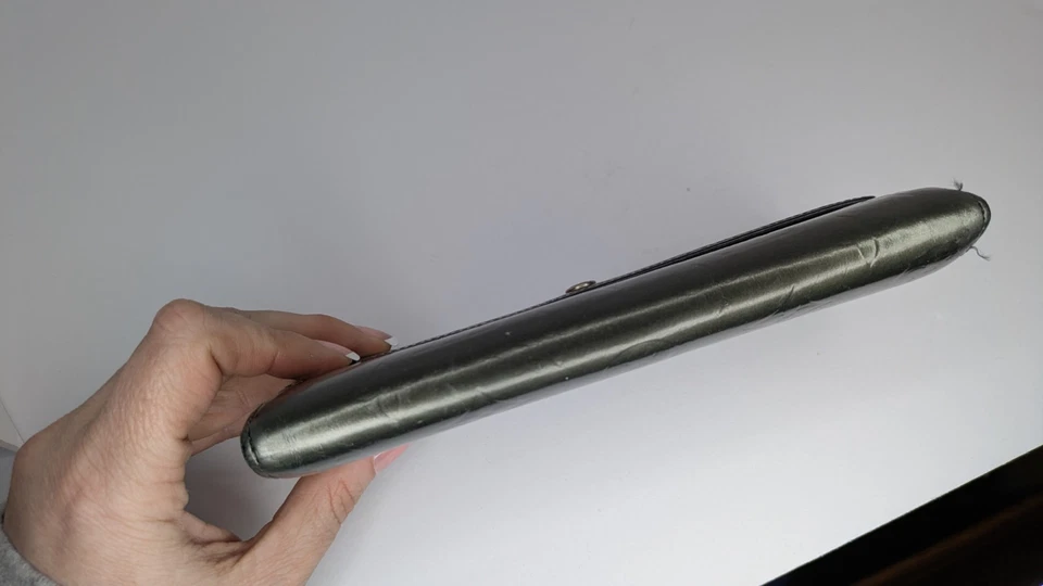 Cartera Louis Vuitton Vert Oliva Monograma Vernis Sarah Auténtica Única LV Foto 3 de 4