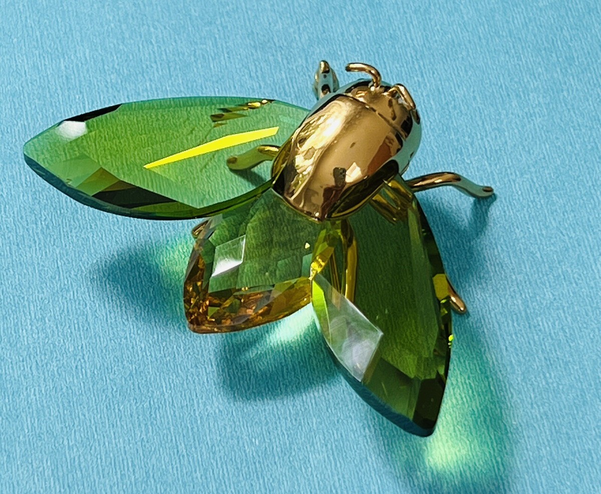 SWAROVSKI/ダニエルスワロフスキー/蝶/バタフライ/ブローチ/グリーン SWAROVSKI PARADISE AKIMA OLIVE GREEN CRYSTAL FLY / MOTH