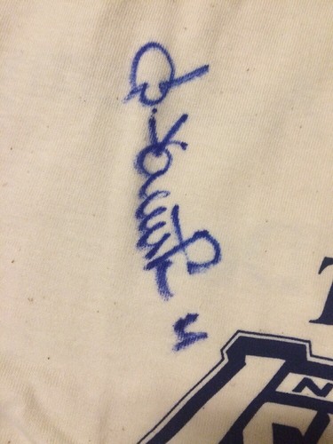 Darius Kasparaitis New York Islanders Star Autographed Inscribed #11 T shirt - Picture 2 of 2