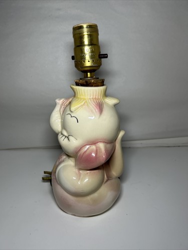 LEEDS POTTERY PINK ELEPHANT BABY CHILD’s LAMP BASE 1940’s TRUNK UP CERAMIC 10" - Picture 3 of 7