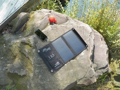 HELIOS FOLDING SOLAR CHARGERS WITH POWER BANK - 第 13/22 張圖片