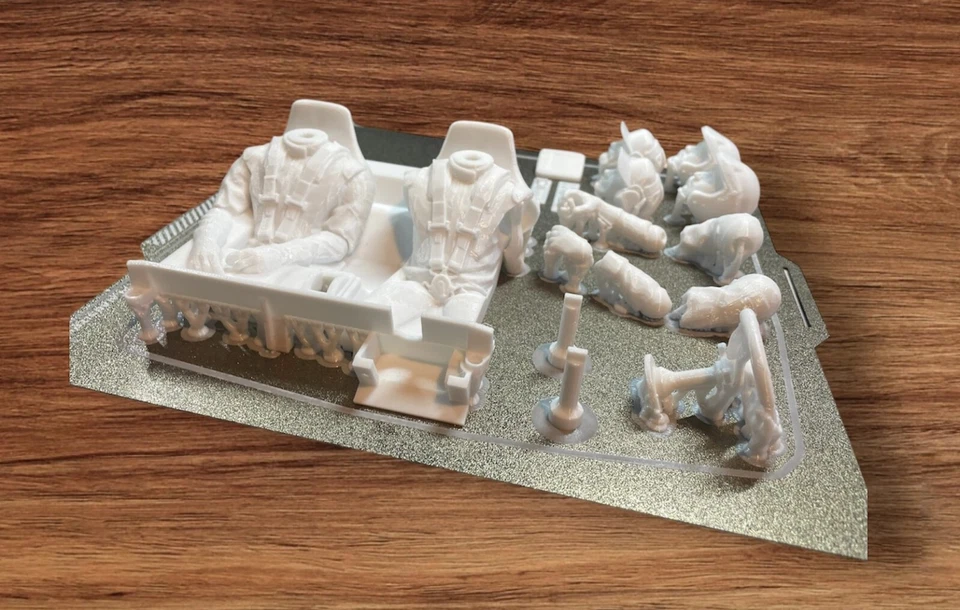 Knight Customs Vanquish H10 Optic Working Interior -White- Ready to paint  - Image 3 of 4