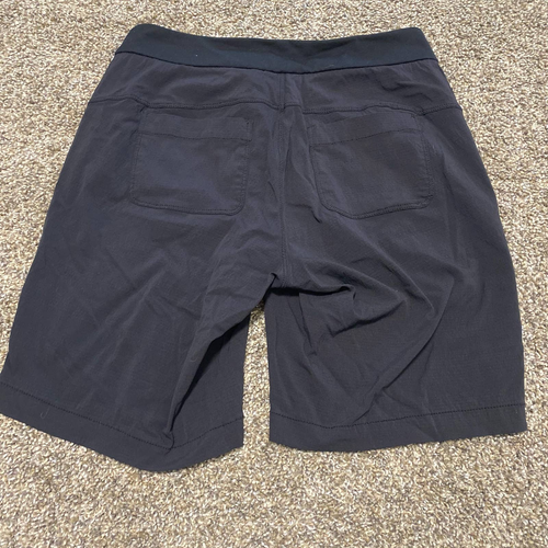 Athleta Trekkie Bermuda Shorts - Größe 2 - Schwarz - Bild 3 von 6