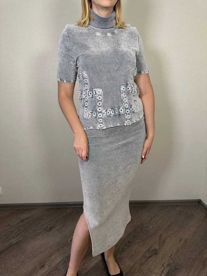 Falda Traje 3 Piezas con Detalles Flores Falda Lápiz Blusa y Cárdigan Chaqueta Foto 4 de 4