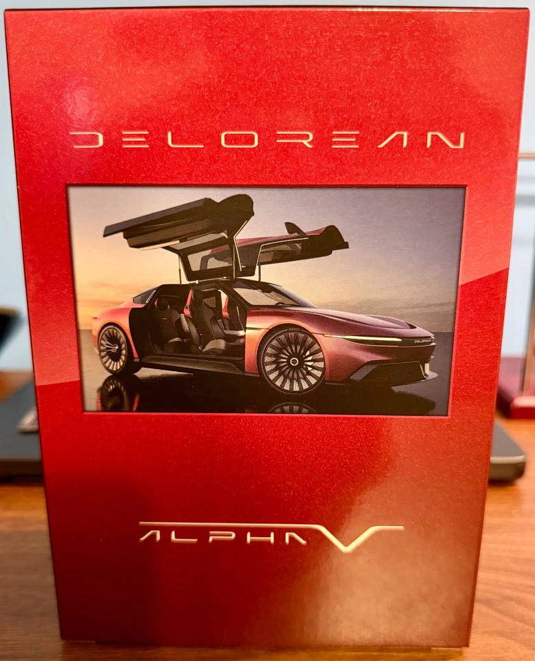 Hot Wheels RLC эксклюзивный коллекционный набор DeLorean DMC-12 и Alpha 5 + BTTF DeLorean - Изображение 2 из 4