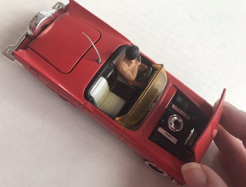 Coche convertible Corgi Vegas Ford Thunderbird 1980 diecast rojo vintage sin caja - Imagen 5 de 10