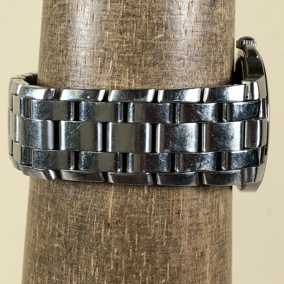 Reloj analógico de cuarzo ESQ Swiss by Movado para hombre E5109 de moda tono plateado 37 mm 7" Foto 3 de 4