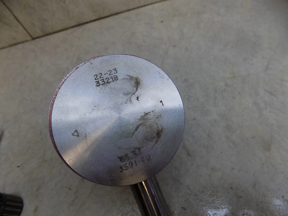 Husqvarna TE250i extremo superior culata válvula de alimentación inyector TE 250 i 2023 NUEVO Foto 3 de 4