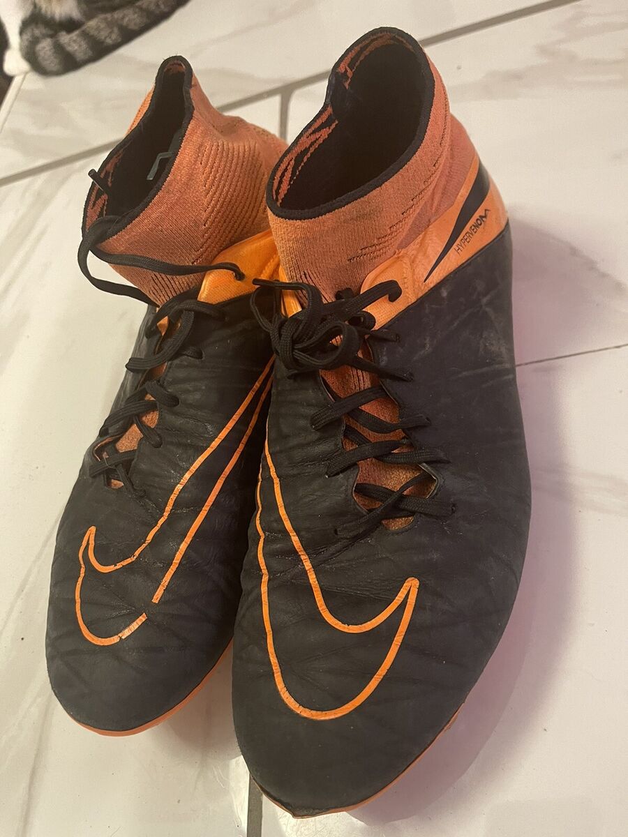 Nike Hypervenom Phantom II Leather SG-PRO US 11.5 Tech Craft Nike Hypervenom Phantom II Leather SG-PRO US 11.5 Tech Craft