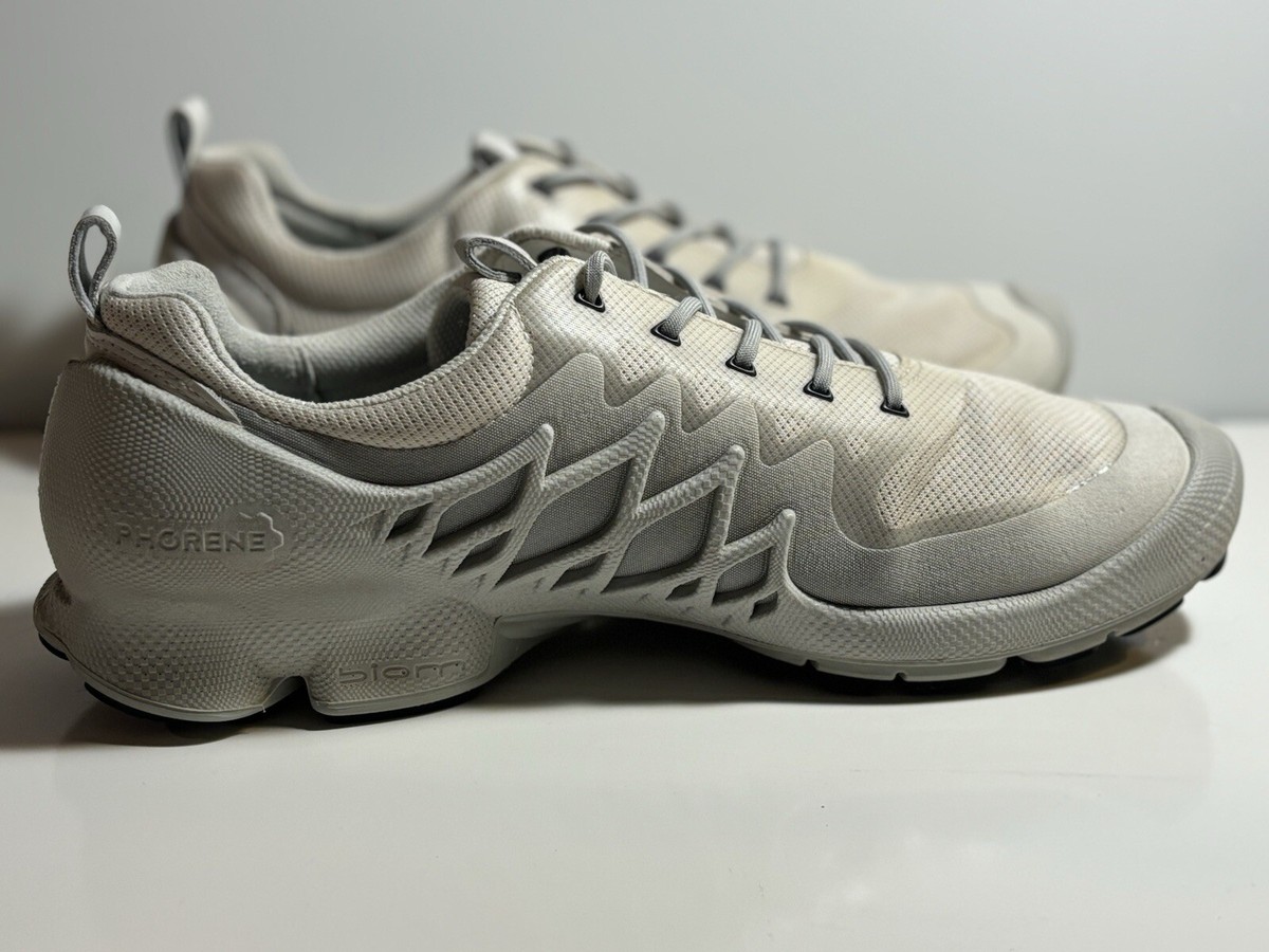 ★ECCO★男性 アクエット ECCO Multi Vent Low メンズ ヌバックGore-Texシューズ | ブラウン