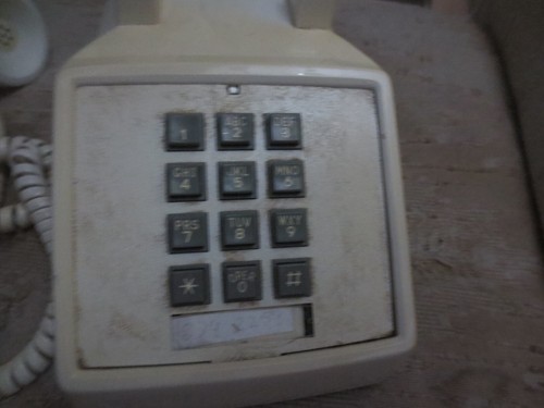 Vintage Premier 2500 Cream Beige Tan Corded Desk Phone Push Button - Picture 3 of 9