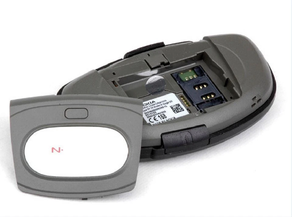 Nokia N-gage QD Game Multilingual Phone Bluetooth Random Color GSM 900/1800 2.1" - Image 3 of 4