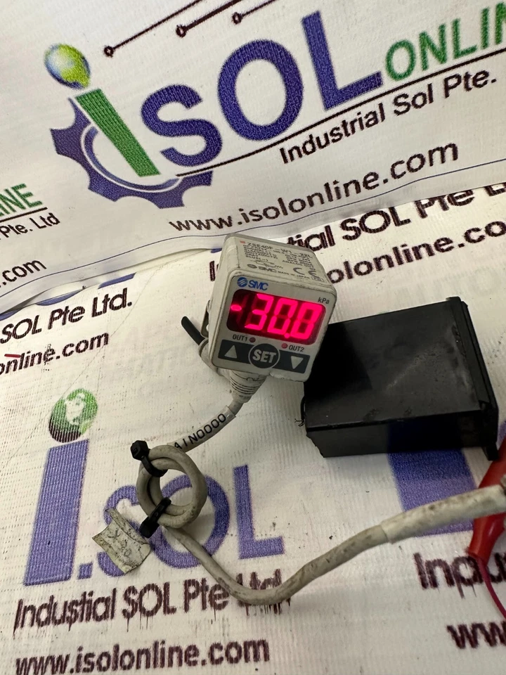SMC ZSE40F-W1-22L Digital Pressure Vacuum Switch -100.0 to 100.01kPa Japan - Image 4 of 4