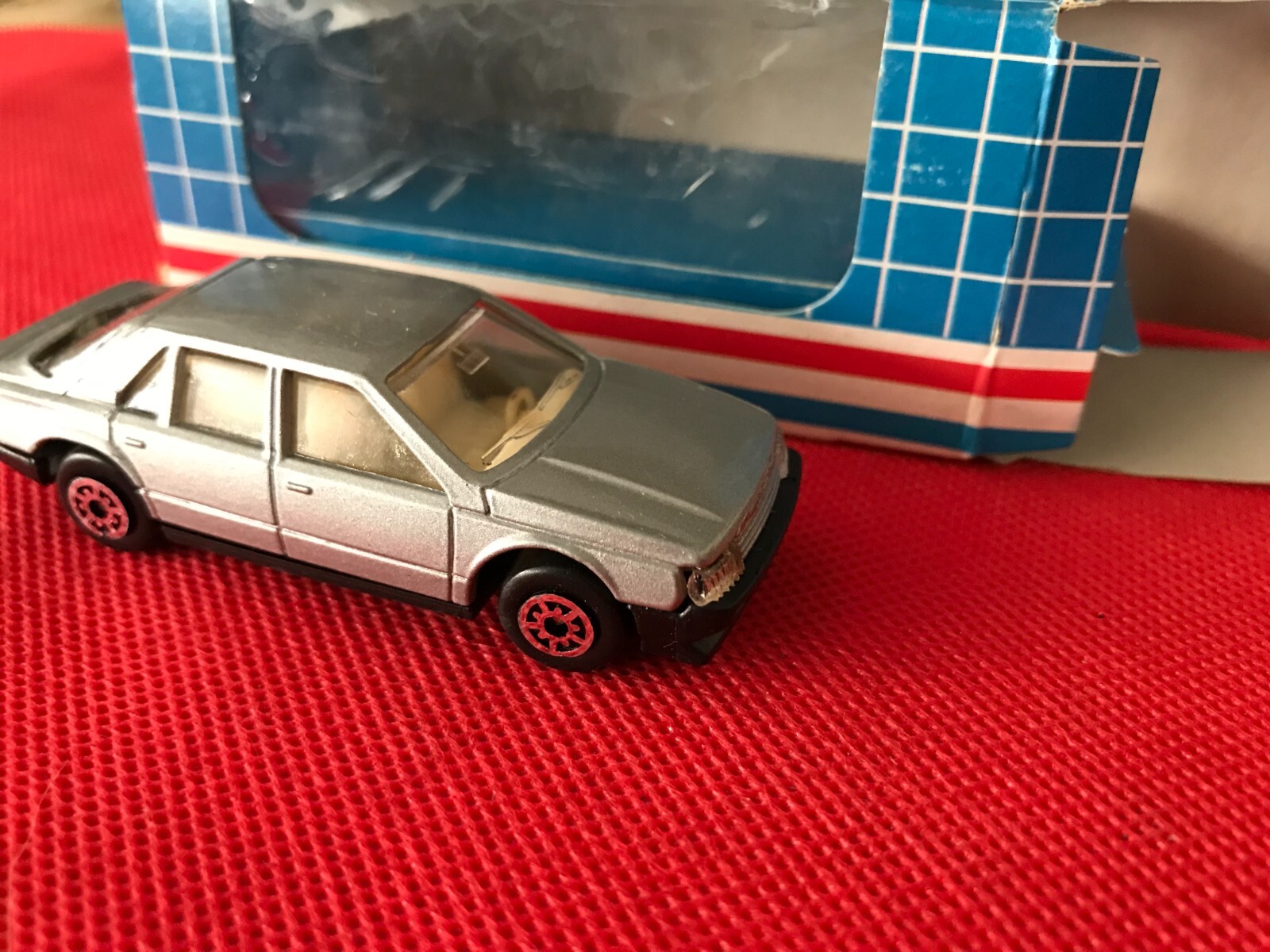 Picture 5 of 18