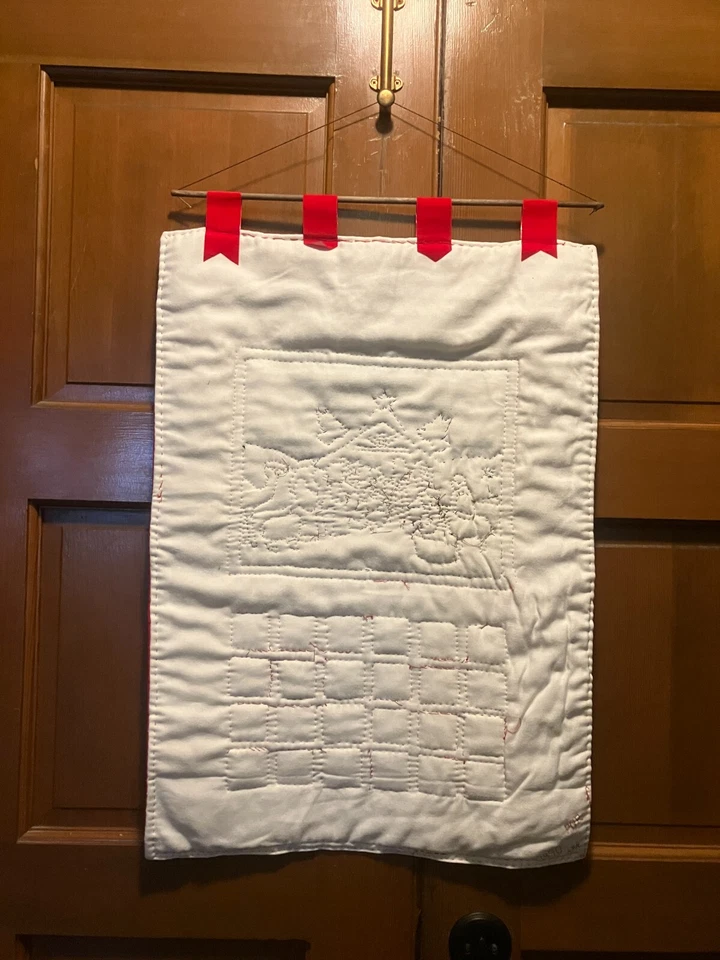 Vtg The First Christmas Follow The Star Nativity ADVENT Calendar quilted 1990 - Image 4 of 4