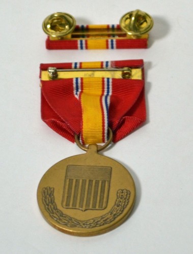 Juego de Presentación de Medallas del Servicio de Defensa Nacional - Guerra del Golfo Vietnam Corea - NDSM - Imagen 3 de 3