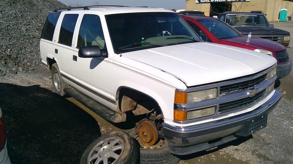 Композитная пассажирская фара подходит для Chevy Tahoe 90-02 годов выпуска от оригинального производителя - Изображение 3 из 4