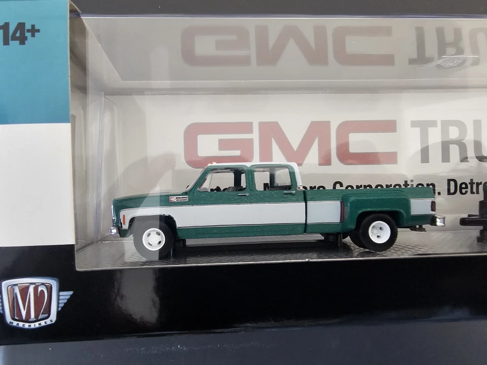 Transportadores automáticos M2 Machines 1973 Gmc Sierra 3500 y 1976 Gmc Sierra Grande 15 personalizados Foto 2 de 4