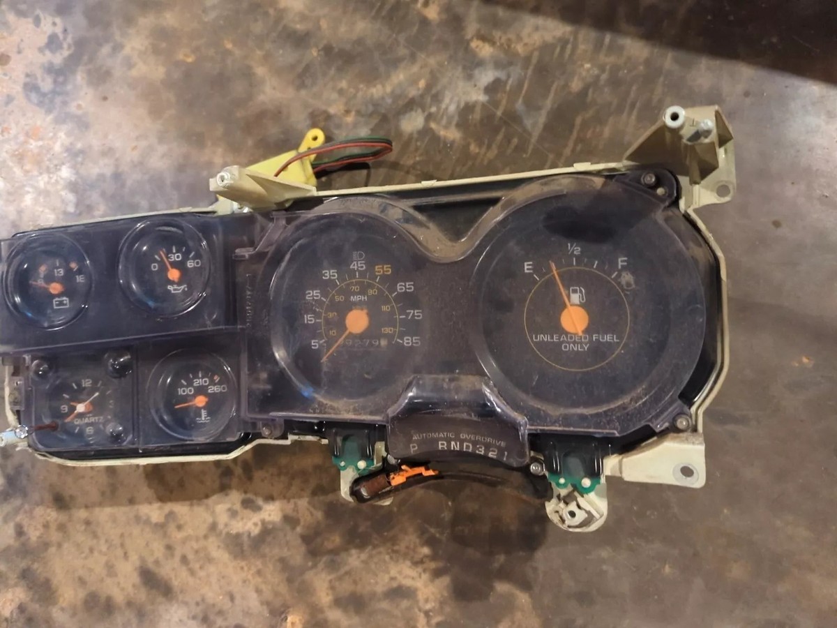 ss⭐︎ 81-87 Chevy Pickup Truck Blazer Instrument Cluster Gauge
