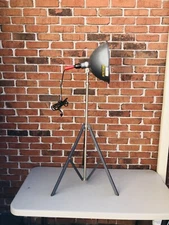 Vintage Photography Light Smith Victor Floor Lamp Mid Century Tripod Industrial