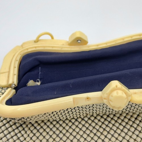 Vtg Whiting & Davis Alumesh Purse Celluloid Frame Clasp White Made in USA - Picture 11 of 17